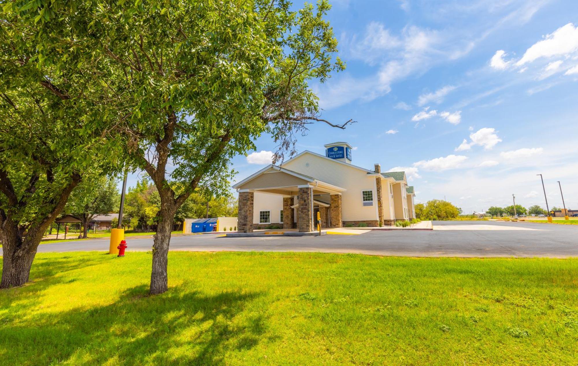 Cobblestone Inn & Suites - Winters Exterior foto