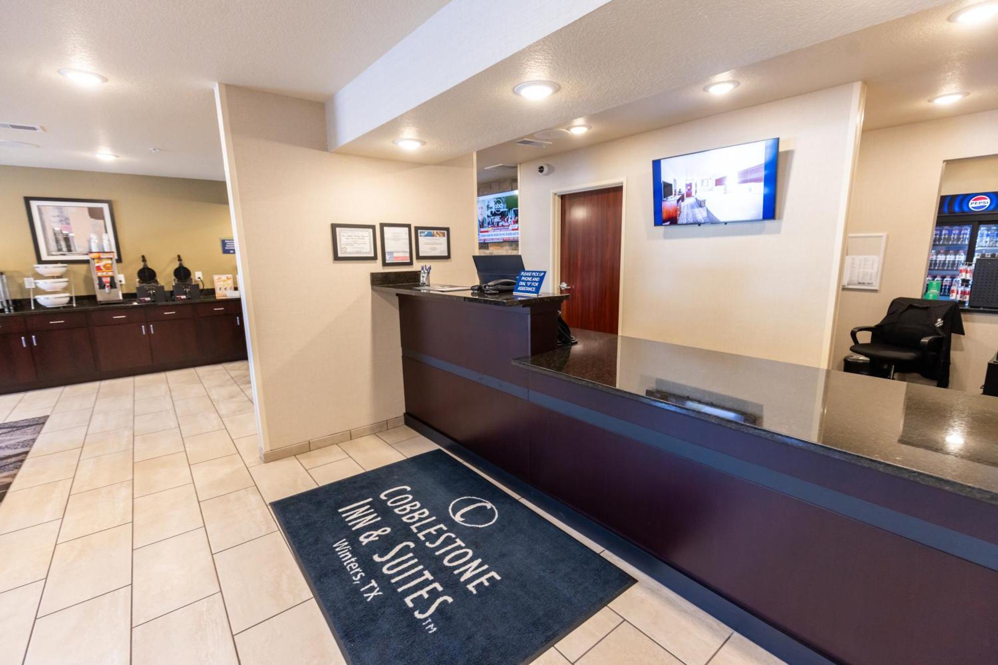 Cobblestone Inn & Suites - Winters Exterior foto